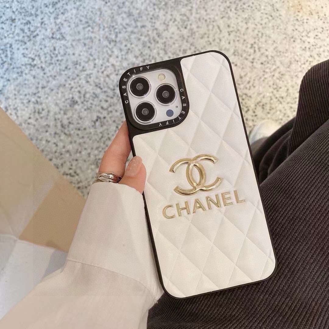 香奈儿压花电镀烫金logo,二合一贴皮全包手机壳,逼格爆满 型号:为了不出现报错型号,请打开本机查看手机设置显示的型号⚠ 香奈儿压花电镀烫金logo,二合一贴皮全包手机壳,逼格爆满 型号:为了不出现报错型号,请打开本机查看手机设置显示的型号⚠