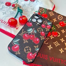 🔥Lv精孔全包手机壳 村上隆合作款樱桃🍒图案Lv全包围边皮质手机壳 型号:为了不出现报错型号,请打开本机查看手机设置显示 🔥Lv精孔全包手机壳 村上隆合作款樱桃🍒图案Lv全包围边皮质手机壳 型号:为了不出现报错型号,请打开本机查看手机设置显示