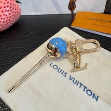 新款 LOUIS VUITTON新款 LV棒棒糖🍭🍬钥匙扣 包包挂件挂饰 钥匙扣 ☀本款 LV Sweets 包饰汲取童 新款 LOUIS VUITTON新款 LV棒棒糖🍭🍬钥匙扣 包包挂件挂饰 钥匙扣 ☀本款 LV Sweets 包饰汲取童