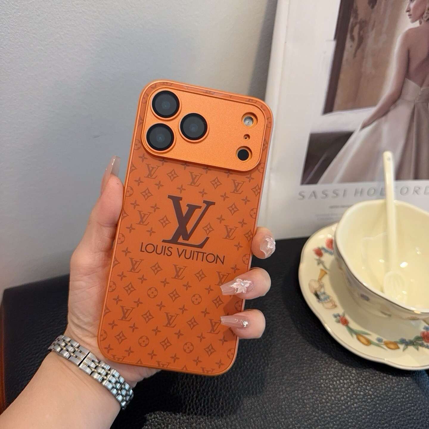 星宇橙系列 LV手机壳 型号:为了不出现报错型号,请打开本机查看手机设置显示的型号⚠️⚠️⚠️ iPhone17系列更 星宇橙系列 LV手机壳 型号:为了不出现报错型号,请打开本机查看手机设置显示的型号⚠️⚠️⚠️ iPhone17系列更