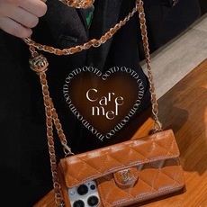 💃CHANEL💠香奈儿火爆时尚圈的手机壳 真香系列 热爆美拉德色系 专柜同款⛓链条双C小金球可调节链条长度 鱼子酱皮菱 💃CHANEL💠香奈儿火爆时尚圈的手机壳 真香系列 热爆美拉德色系 专柜同款⛓链条双C小金球可调节链条长度 鱼子酱皮菱