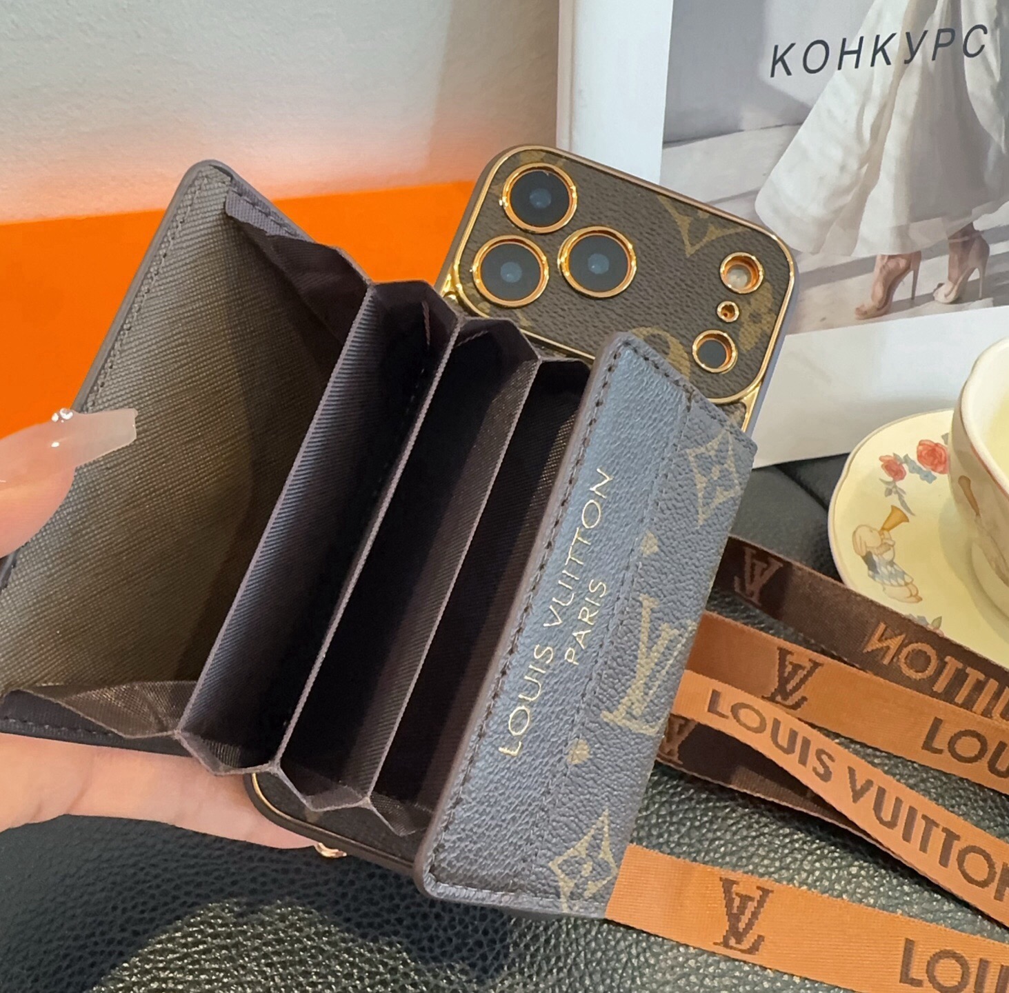 🔥LV卡包手机壳 风琴包卡包斜挎手机壳 肤感二合一电镀老花插卡上下翻盖斜挎 型号:为了不出现报错型号,请打开本机查看手机 🔥LV卡包手机壳 风琴包卡包斜挎手机壳 肤感二合一电镀老花插卡上下翻盖斜挎 型号:为了不出现报错型号,请打开本机查看手机