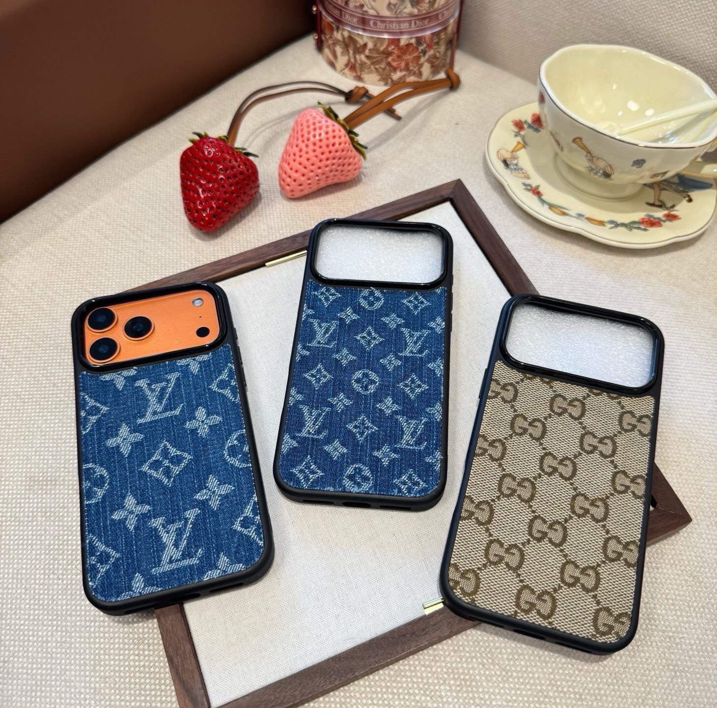 [色]新款来袭 古驰老花布艺手机壳，大孔 牛仔料磁吸手机壳 独立按键内贴绒布[烟花][烟花] 型号：为了不出现报错型号，