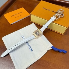 新款 LOUIS VUITTON新款 LV WATCH 手表⌚钥匙扣 包饰与钥匙扣 包挂钥匙扣包包挂饰 ☀ 本款 LV 新款 LOUIS VUITTON新款 LV WATCH 手表⌚钥匙扣 包饰与钥匙扣 包挂钥匙扣包包挂饰 ☀ 本款 LV