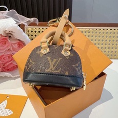 ❗爆款🔥路易威登LOUIS VUITTON 新款 老花&白三彩mini包包贝壳包 LV包包挂饰,钥匙扣,零钱包,耳机包 ❗爆款🔥路易威登LOUIS VUITTON 新款 老花&白三彩mini包包贝壳包 LV包包挂饰,钥匙扣,零钱包,耳机包