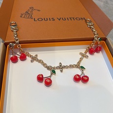 多颗🍒包链 LV X TM CERISE 多颗樱桃🍒链条包饰包包挂链 LV 钥匙扣 x TM LV Cerise链条 多颗🍒包链 LV X TM CERISE 多颗樱桃🍒链条包饰包包挂链 LV 钥匙扣 x TM LV Cerise链条
