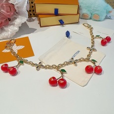 多颗🍒包链 LV X TM CERISE 多颗樱桃🍒链条包饰包包挂链 LV 钥匙扣 x TM LV Cerise链条 多颗🍒包链 LV X TM CERISE 多颗樱桃🍒链条包饰包包挂链 LV 钥匙扣 x TM LV Cerise链条