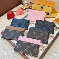 🔥新品官网同步LV经典老花卡包,包包挂饰 多功能零钱包钥匙扣,五金吊坠多个卡位 🔥新品官网同步LV经典老花卡包,包包挂饰 多功能零钱包钥匙扣,五金吊坠多个卡位