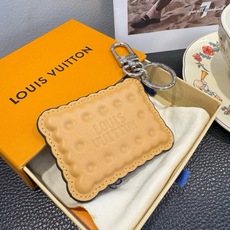 LV钥匙扣 BISCUIT 包饰与钥匙扣 Louis Vuitton 路易威登LV饼干钥匙扣挂件挂饰 原版logo LV LV钥匙扣 BISCUIT 包饰与钥匙扣 Louis Vuitton 路易威登LV饼干钥匙扣挂件挂饰 原版logo LV