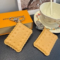 LV钥匙扣 BISCUIT 包饰与钥匙扣 Louis Vuitton 路易威登LV饼干钥匙扣挂件挂饰 原版logo LV LV钥匙扣 BISCUIT 包饰与钥匙扣 Louis Vuitton 路易威登LV饼干钥匙扣挂件挂饰 原版logo LV