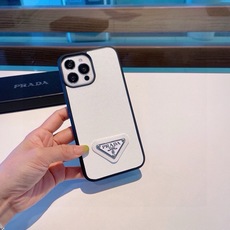 ❄️新款上架💠 普拉达·PRADA官网同款全包手机壳,精准孔位 iPhone16系列更新 型号:为了不出现报错型号, ❄️新款上架💠 普拉达·PRADA官网同款全包手机壳,精准孔位 iPhone16系列更新 型号:为了不出现报错型号,