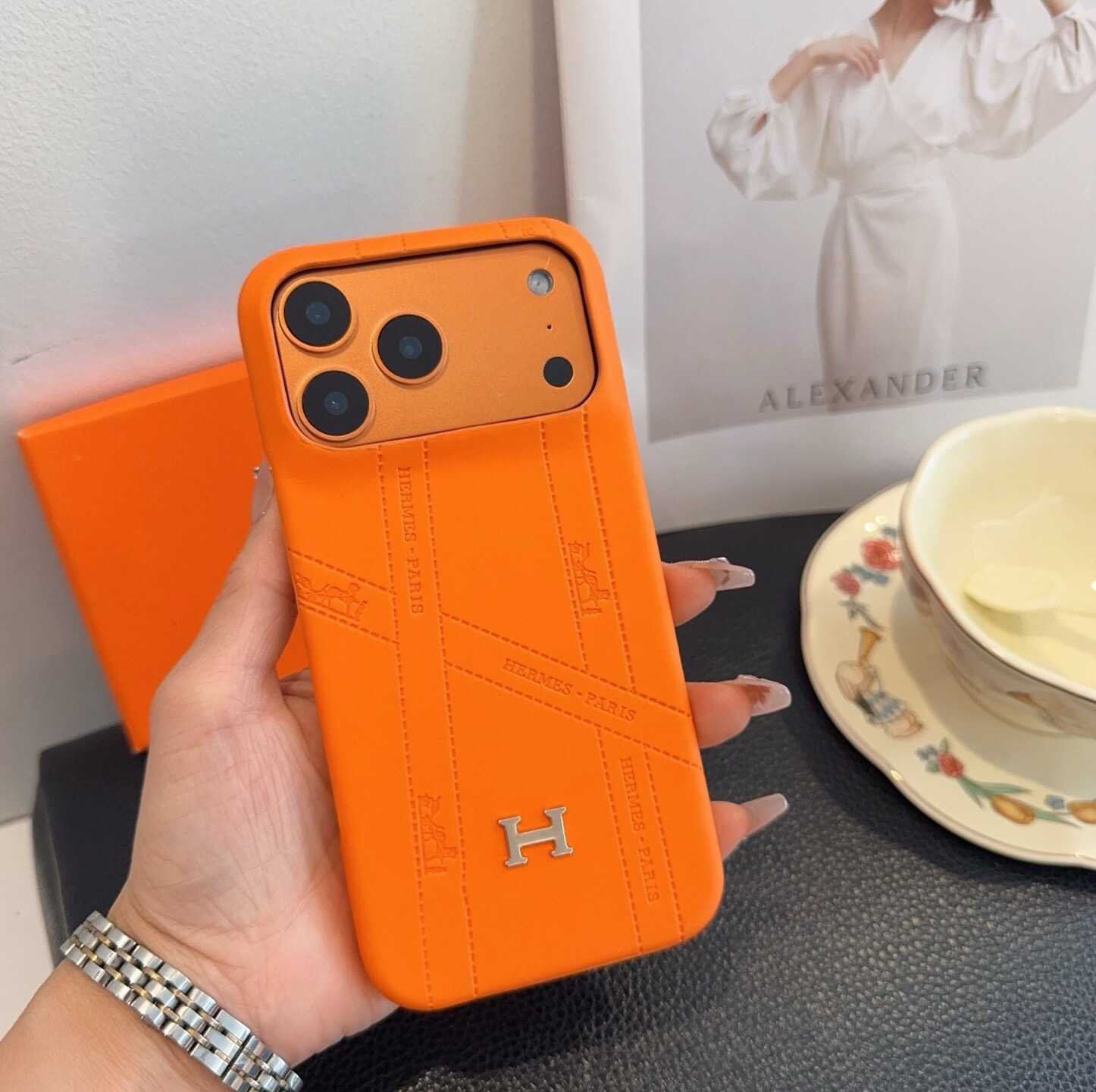 ✨✨新款上架 爱马仕 Hermes手机壳 星宇橙系列手机壳 型号:为了不出现报错型号,请打开本机查看手机设置显示的型号 ✨✨新款上架 爱马仕 Hermes手机壳 星宇橙系列手机壳 型号:为了不出现报错型号,请打开本机查看手机设置显示的型号