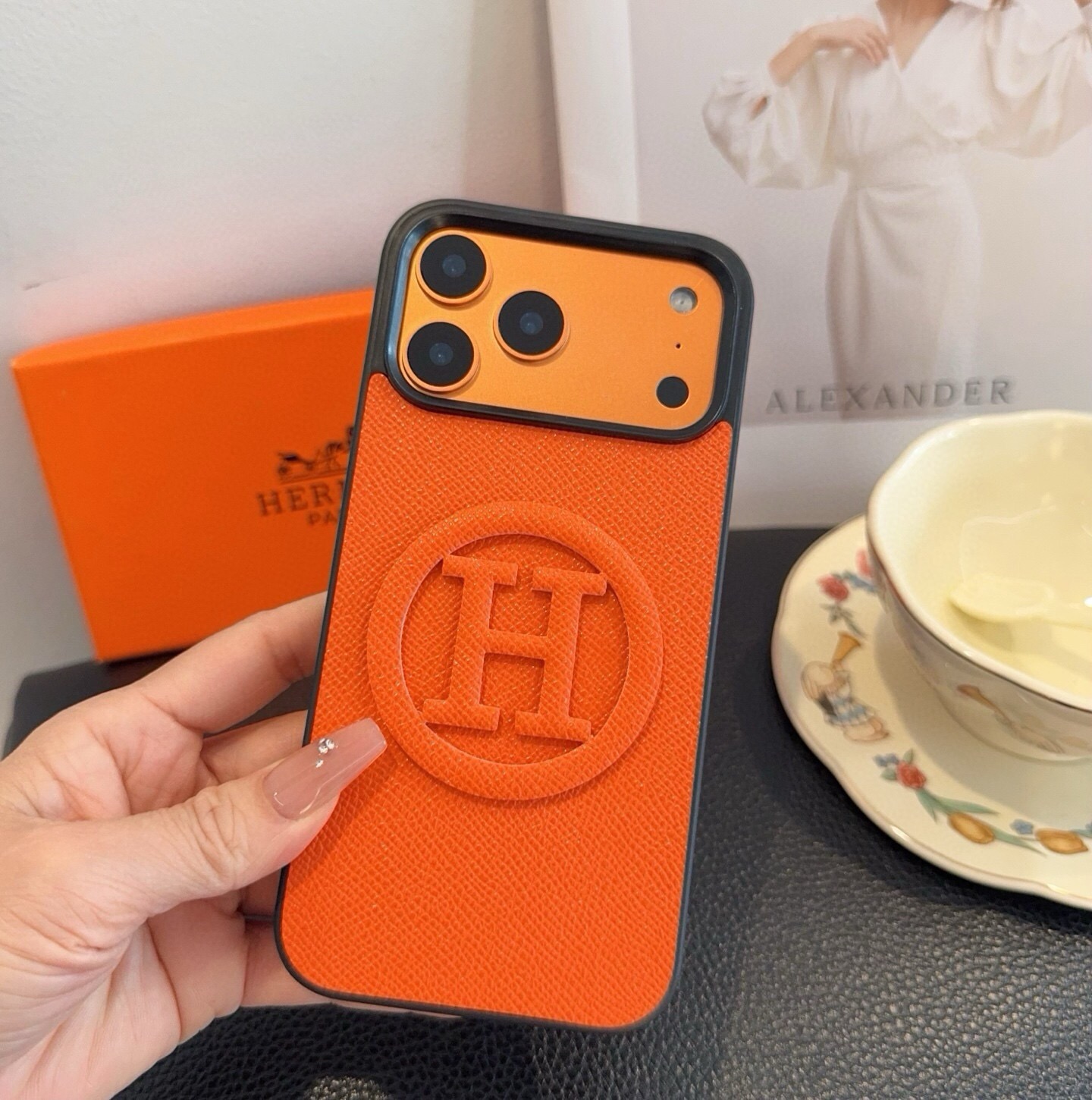 ✨✨新款上架 爱马仕 Hermes手机壳 星宇橙系列手机壳 型号:为了不出现报错型号,请打开本机查看手机设置显示的型号 ✨✨新款上架 爱马仕 Hermes手机壳 星宇橙系列手机壳 型号:为了不出现报错型号,请打开本机查看手机设置显示的型号