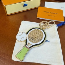 🔥M03925新款 LOUIS VUITTON LV 钥匙扣 TENNIS RACKET 包饰与钥匙扣 网球拍 包挂钥 🔥M03925新款 LOUIS VUITTON LV 钥匙扣 TENNIS RACKET 包饰与钥匙扣 网球拍 包挂钥