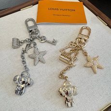🔥LV钥匙扣 多元素新款钥匙扣 包包挂件包饰 SPring Street Chain 包饰将 Monogram 小海星和 🔥LV钥匙扣 多元素新款钥匙扣 包包挂件包饰 SPring Street Chain 包饰将 Monogram 小海星和