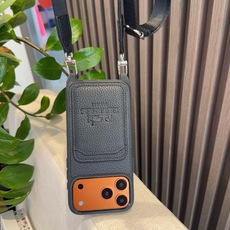 🔥爱马仕斜挎手机壳 卡包手机壳,肩带可调节 型号:为了不出现报错型号,请打开本机查看手机设置显示的型号⚠️⚠️⚠️ iP 🔥爱马仕斜挎手机壳 卡包手机壳,肩带可调节 型号:为了不出现报错型号,请打开本机查看手机设置显示的型号⚠️⚠️⚠️ iP