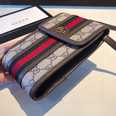 🔥Gucci 手机包包 OPhidia系列 一个男女可用的手机包 生活出门不需要带现金的时代,这个包完全可以满足你日常使 🔥Gucci 手机包包 OPhidia系列 一个男女可用的手机包 生活出门不需要带现金的时代,这个包完全可以满足你日常使