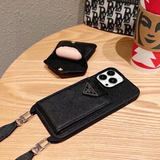 🔥PRADA▼普拉达 卡包斜挎 ➕套件 金属Logo十字纹皮革软边全包手机壳,官网同步发售 型号:为了不出现报错型号, 🔥PRADA▼普拉达 卡包斜挎 ➕套件 金属Logo十字纹皮革软边全包手机壳,官网同步发售 型号:为了不出现报错型号,