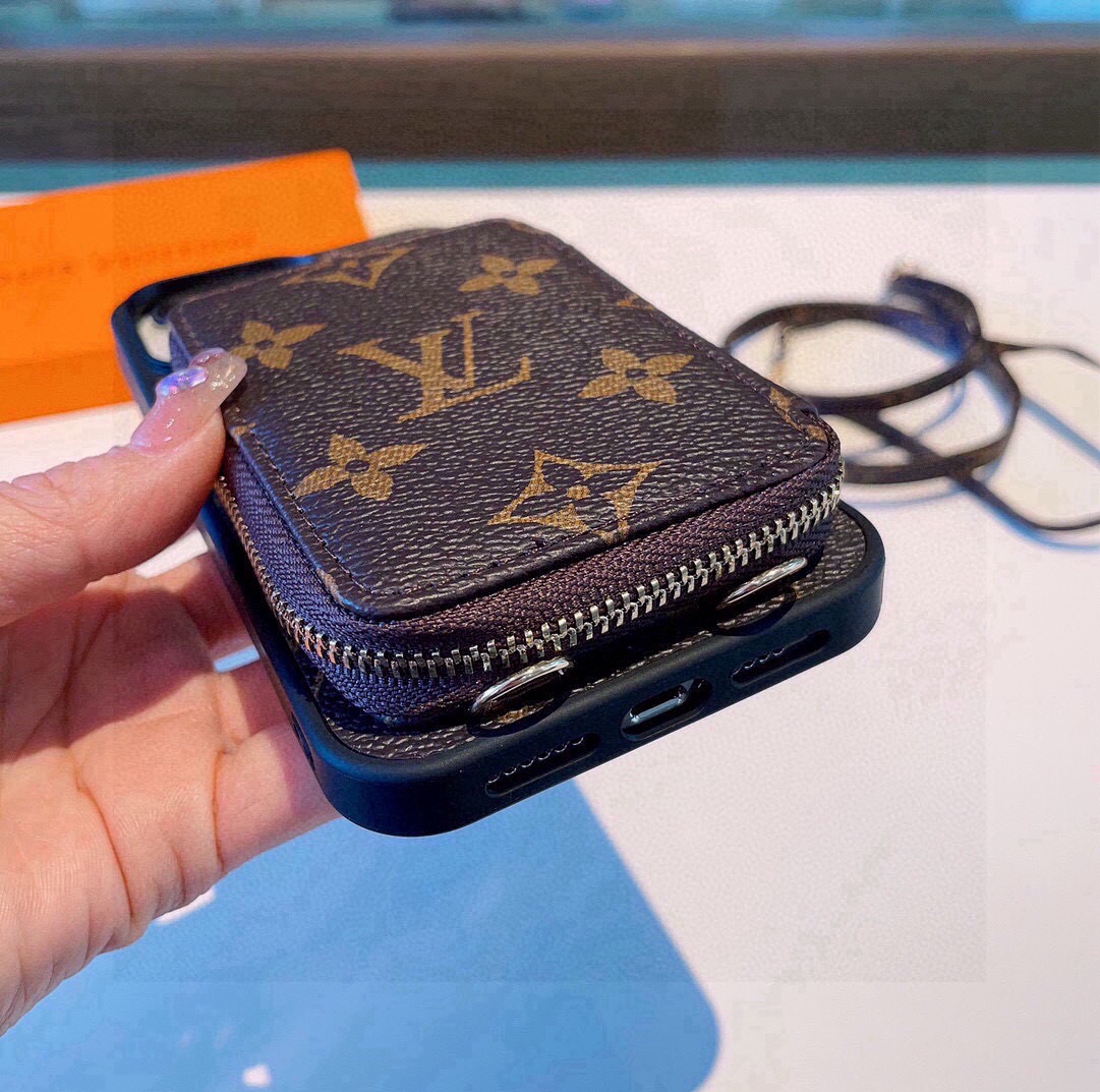 🌟LV老花斜挎多功能卡包手机壳 ,零钱包,斜挎长度可调节🤎🖤🤍 型号:为了不出现报错型号,请打开本机查看手机设置显示的型 🌟LV老花斜挎多功能卡包手机壳 ,零钱包,斜挎长度可调节🤎🖤🤍 型号:为了不出现报错型号,请打开本机查看手机设置显示的型