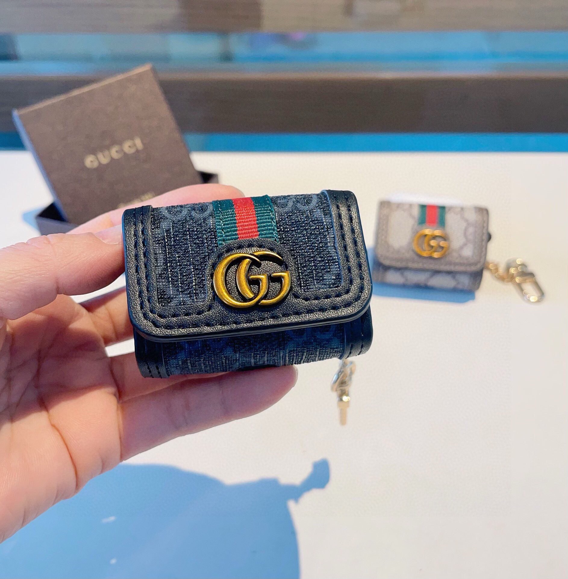 🔥Gucci古驰耳机包 经典老花原皮耳机套，钥匙扣包包挂件，一举两得！ AirPods 1/2通用款 AirPods 3