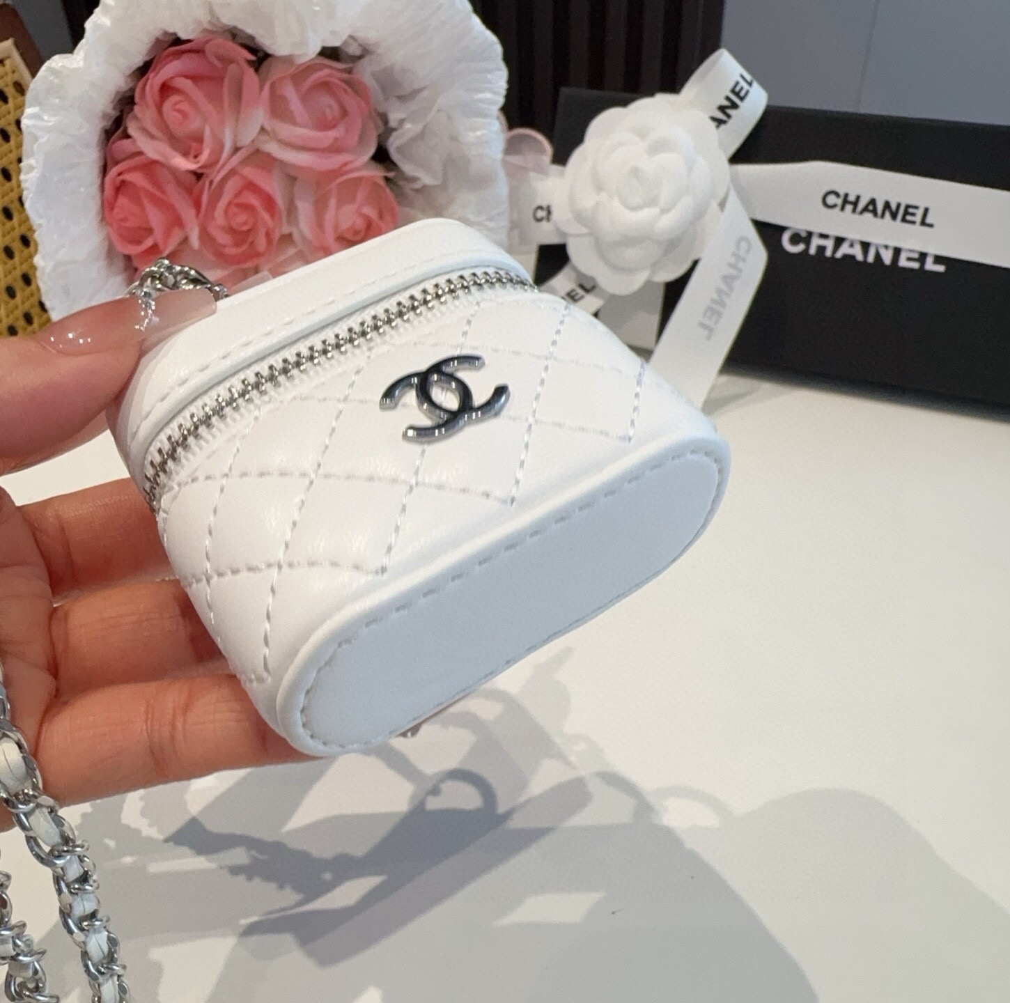 ❤️香奈儿CHANEL mini斜挎包包 通用耳机包💥官网1:1耳机包  时尚迷你包包，链条⛓️挂绳可拆卸可挂脖❤️可挂