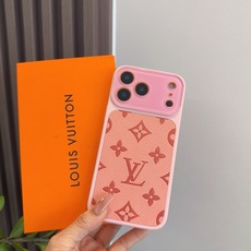 星宇橙秒变摄像头 Lv手机壳 型号:为了不出现报错型号,请打开本机查看手机设置显示的型号⚠️⚠️⚠️ iPhone17 星宇橙秒变摄像头 Lv手机壳 型号:为了不出现报错型号,请打开本机查看手机设置显示的型号⚠️⚠️⚠️ iPhone17