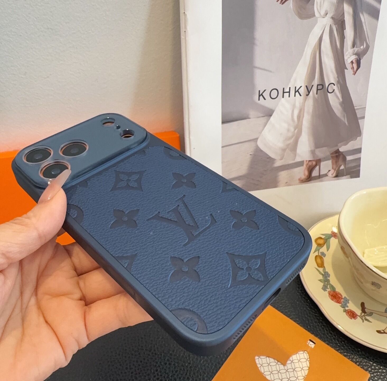 星宇橙秒变摄像头 Lv手机壳 型号:为了不出现报错型号,请打开本机查看手机设置显示的型号⚠️⚠️⚠️ iPhone17 星宇橙秒变摄像头 Lv手机壳 型号:为了不出现报错型号,请打开本机查看手机设置显示的型号⚠️⚠️⚠️ iPhone17