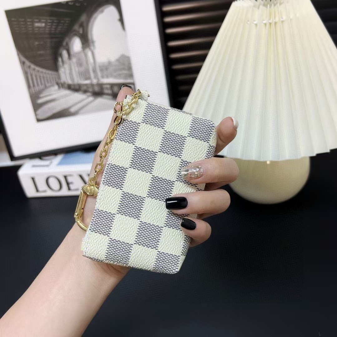 LV零钱包卡包 挂饰☀️Louis Vuitton 路易威登lv钥匙扣钥匙包卡包PU材质 原版logo 可放卡片 零钱 