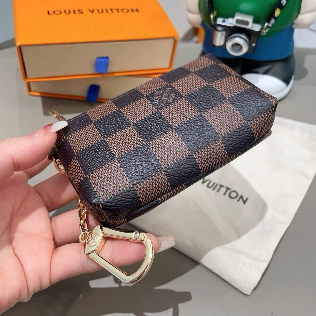 LV零钱包卡包 挂饰☀️Louis Vuitton 路易威登lv钥匙扣钥匙包卡包PU材质 原版logo 可放卡片 零钱 