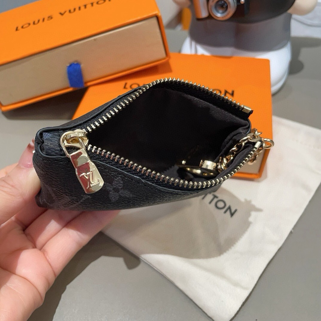 LV零钱包卡包 挂饰☀️Louis Vuitton 路易威登lv钥匙扣钥匙包卡包PU材质 原版logo 可放卡片 零钱 