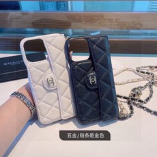 💃CHANEL💠香奈儿火爆时尚圈的手机壳 专柜同款⛓链条双C小金球可调节链条长度 鱼子酱皮菱格车线翻盖插卡,时尚潮流必备 💃CHANEL💠香奈儿火爆时尚圈的手机壳 专柜同款⛓链条双C小金球可调节链条长度 鱼子酱皮菱格车线翻盖插卡,时尚潮流必备