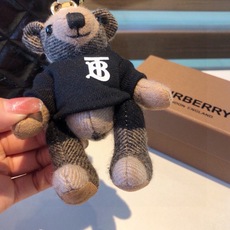 Burberry代工厂小熊🐻挂件,巴宝莉🐻卫衣泰迪熊钥匙扣挂件 温柔到心里🥰 准备已久、精致自留 ! 内部填充物与专 Burberry代工厂小熊🐻挂件,巴宝莉🐻卫衣泰迪熊钥匙扣挂件 温柔到心里🥰 准备已久、精致自留 ! 内部填充物与专