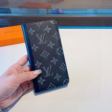 上新🎉🎉🎉🎉 LV老花拼接原版皮套 卡套 官网同步经典老花手机套 配手机壳 型号:为了不出现报错型号,请打开本机查看手 上新🎉🎉🎉🎉 LV老花拼接原版皮套 卡套 官网同步经典老花手机套 配手机壳 型号:为了不出现报错型号,请打开本机查看手