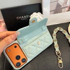 💃CHANEL💠香奈儿火爆时尚圈的手机壳 专柜同款双C链条⛓️手腕带,鱼子酱皮菱格车线翻盖插卡,时尚潮流必备💃 型号:为 💃CHANEL💠香奈儿火爆时尚圈的手机壳 专柜同款双C链条⛓️手腕带,鱼子酱皮菱格车线翻盖插卡,时尚潮流必备💃 型号:为