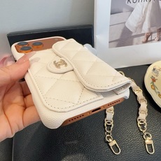 💃CHANEL💠香奈儿火爆时尚圈的手机壳 专柜同款双C链条⛓️手腕带,鱼子酱皮菱格车线翻盖插卡,时尚潮流必备💃 型号:为 💃CHANEL💠香奈儿火爆时尚圈的手机壳 专柜同款双C链条⛓️手腕带,鱼子酱皮菱格车线翻盖插卡,时尚潮流必备💃 型号:为