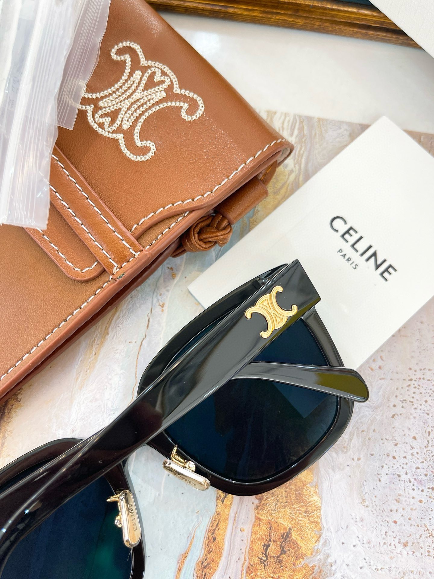 Celine 赛琳墨镜