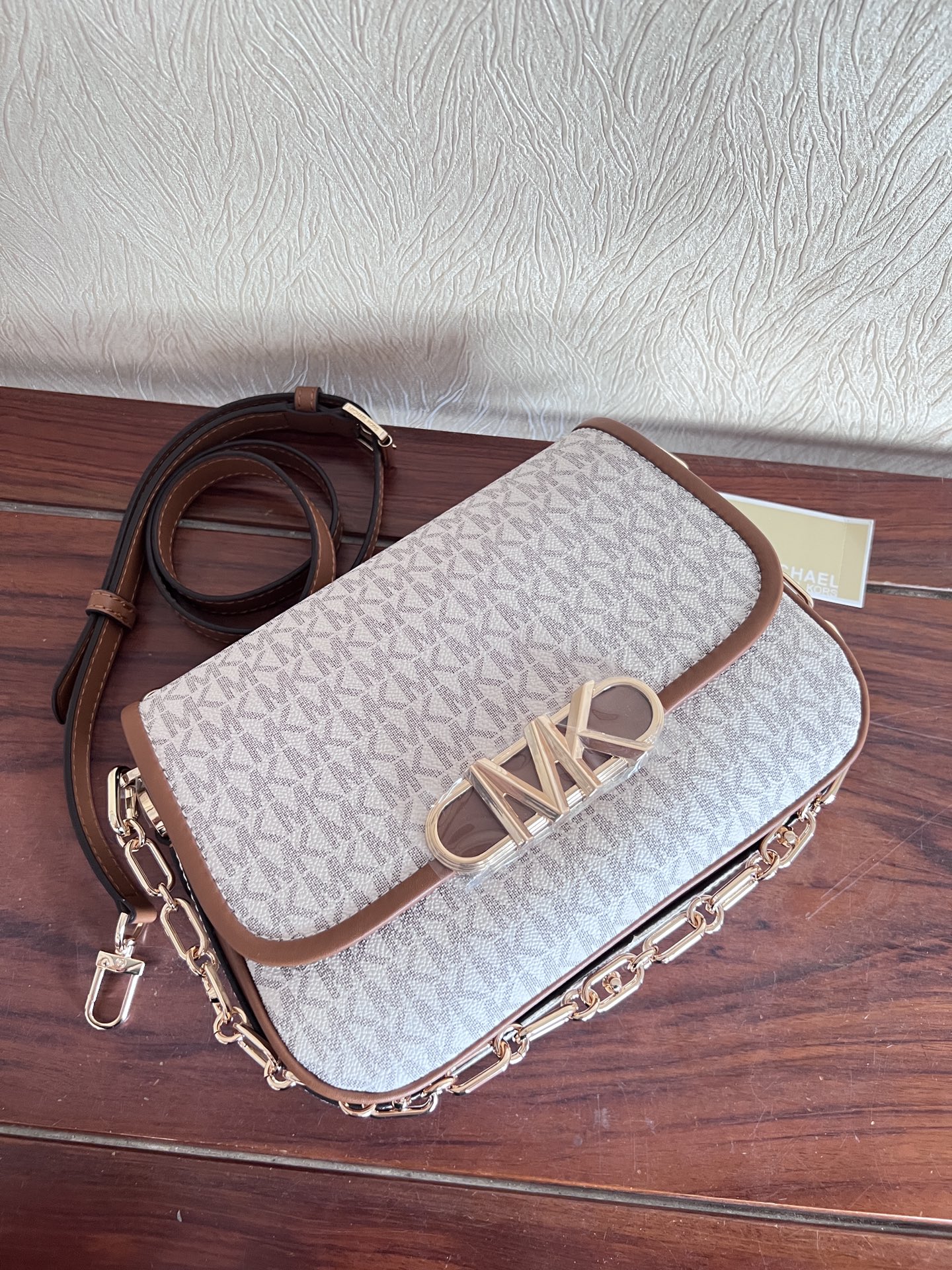 Michael Kors 白鹿同款2022秋季新款 MK Parker 中号链条马鞍包斜挎单肩包 尺寸24-17