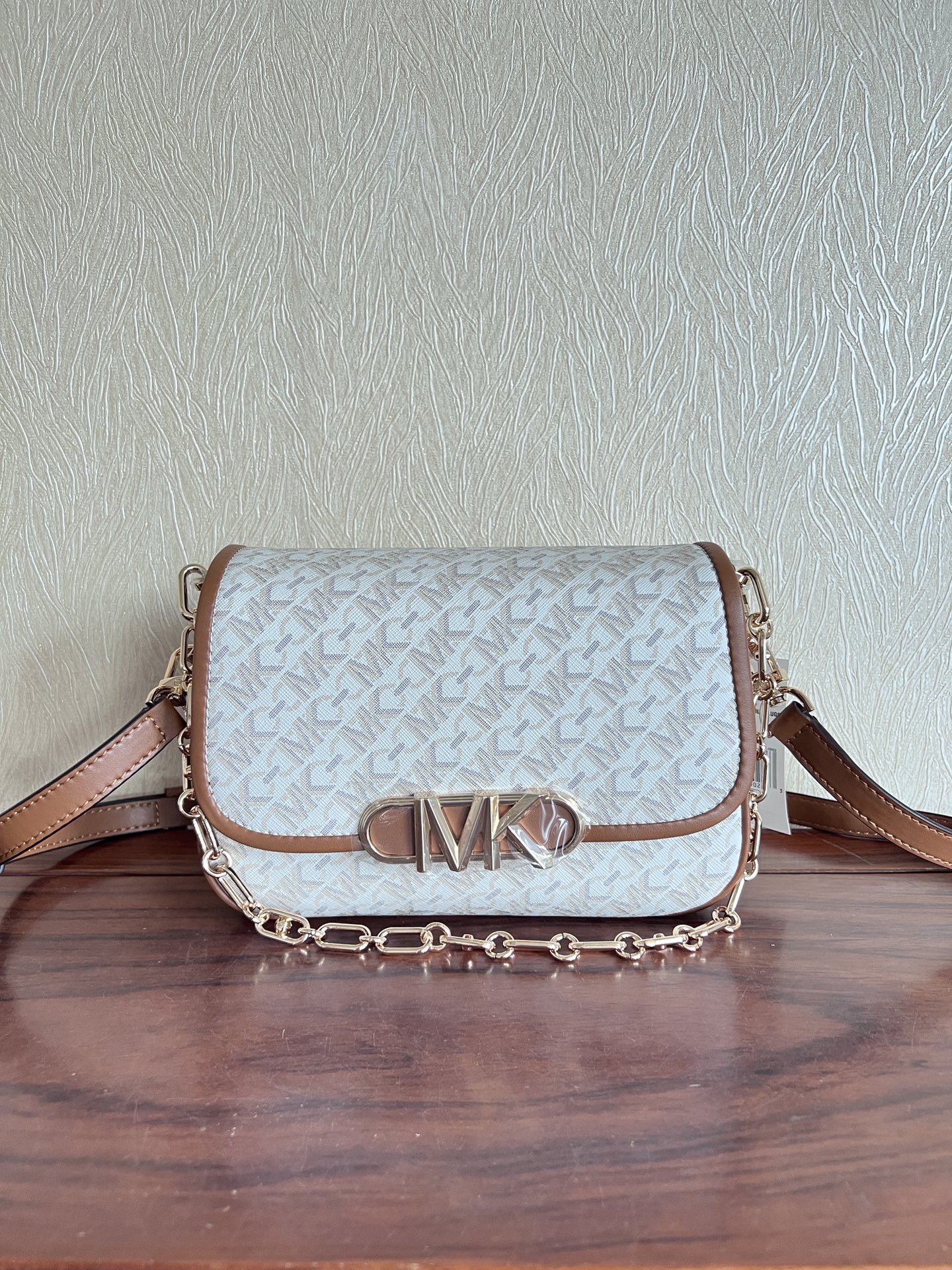Michael Kors 白鹿同款2022秋季新款 MK Parker 中号链条马鞍包斜挎单肩包 尺寸24-17