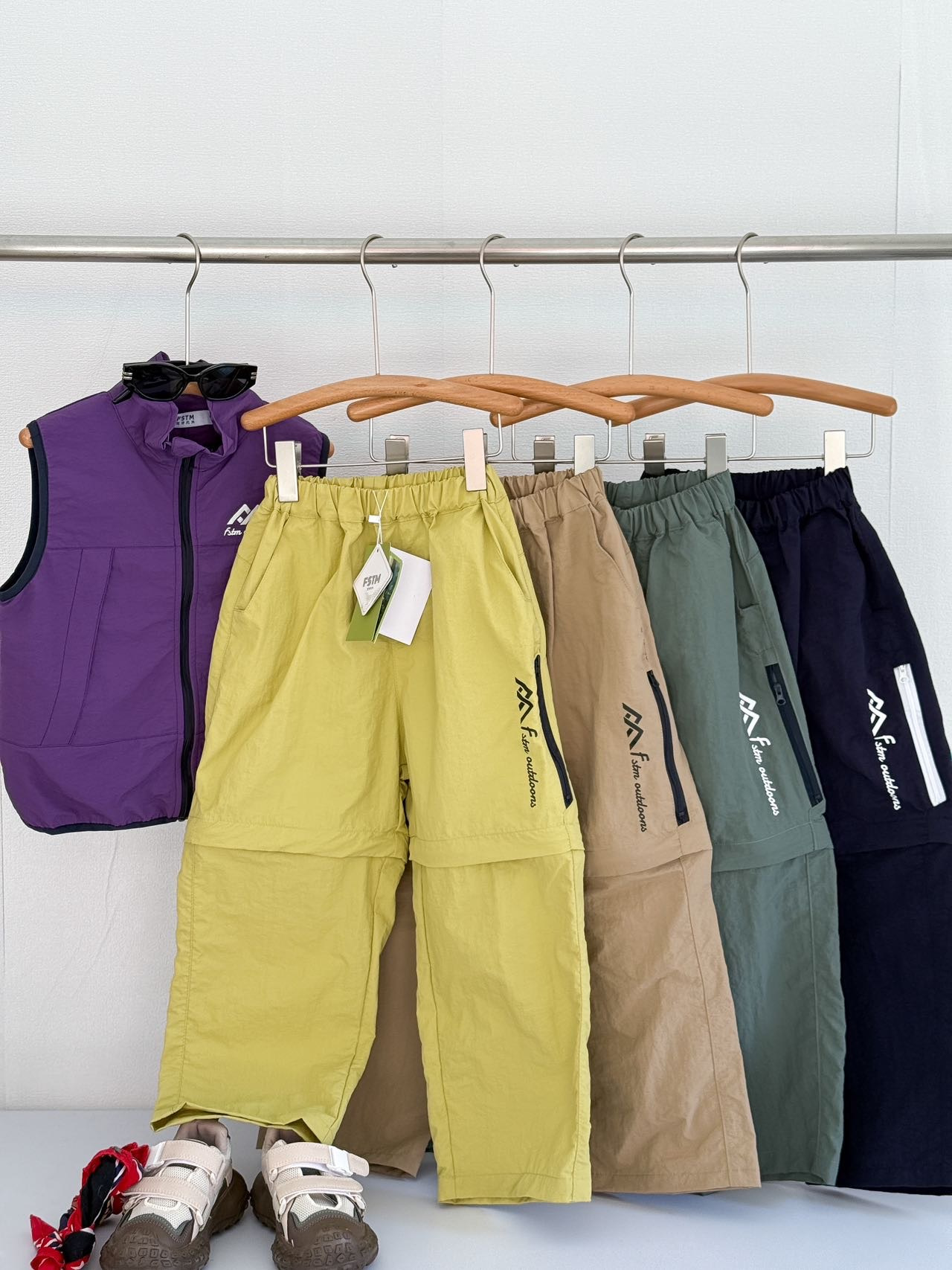 Venta rápida 89.9@Una pieza 120-160 Los pantalones largos de secado rápido generalmente se usan para activida…