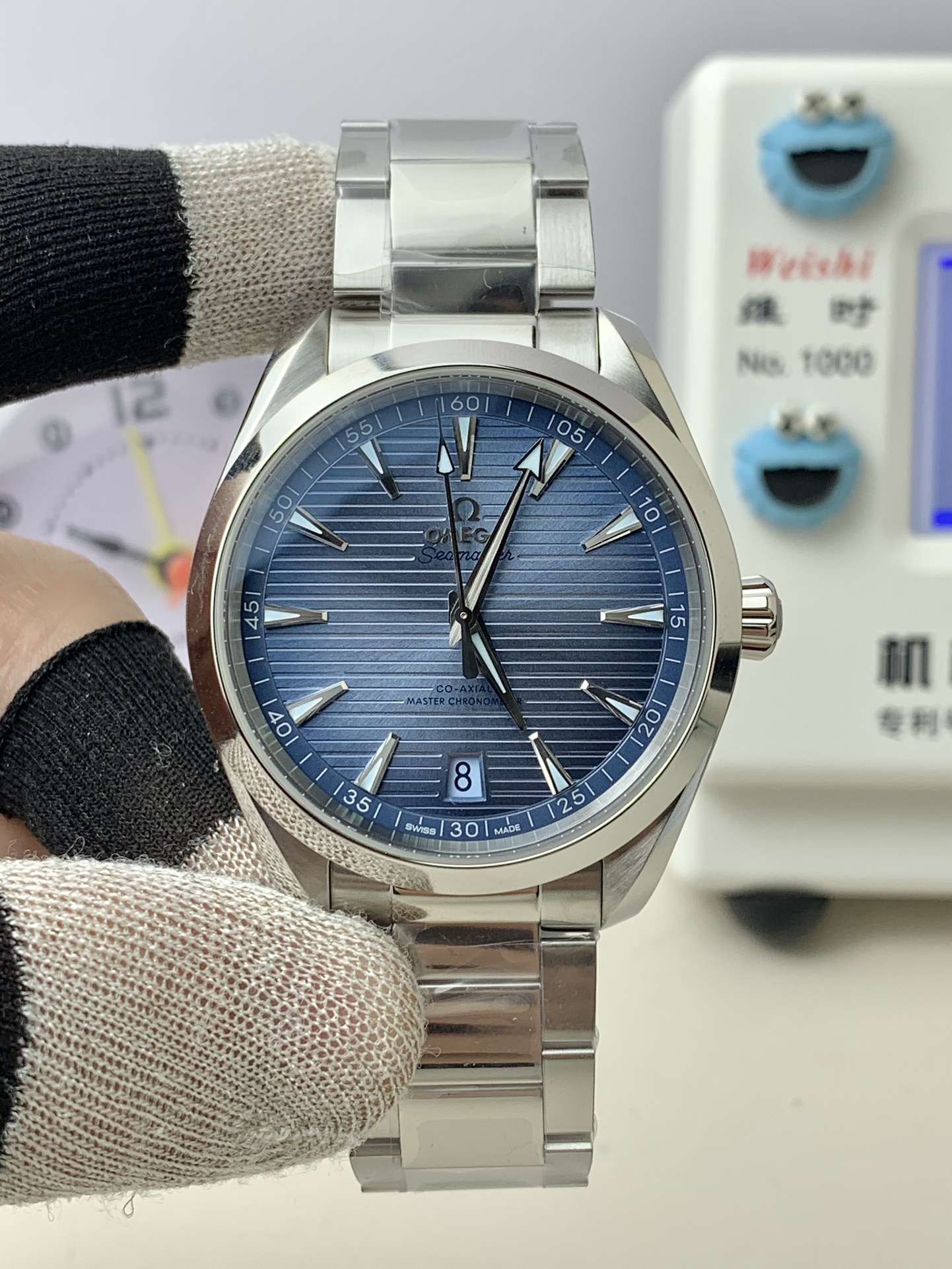 NO:156802,VS Seahorse Anniversary Model with a Secret Bottom!  ,19860909VS 海马周年款 密底！,,Watch