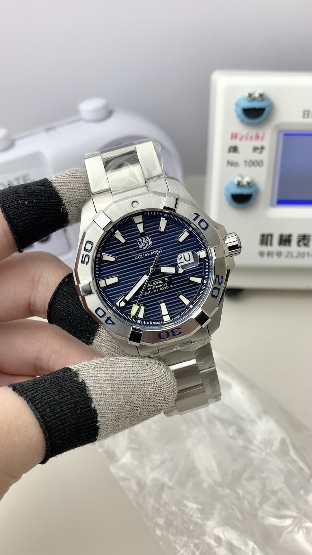 TAR —— 100 sw200 TAG Heuer