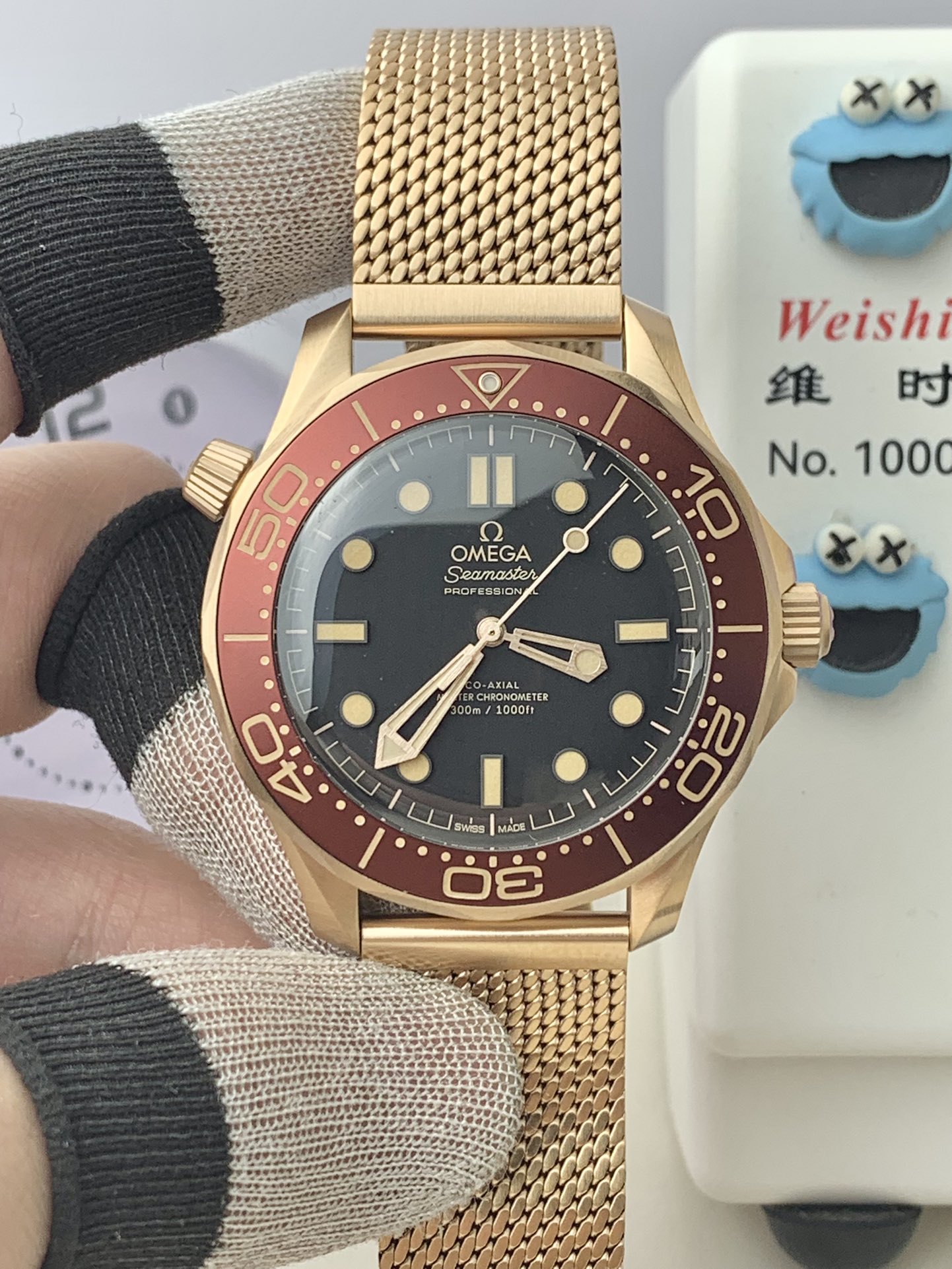 NO:158795,NSVS new product 007 The beautiful fusion of bronze gold and red roots of seahorse rice, metal Milan chain belt, alumina bezel and dial, arc-shaped sapphire crystal glass, showing the aesthetic style of combining retro and modernity.19860909NSVS 新品007 青铜金与勃根地红的绝美融合海马米 ,金属米兰链带,氧化铝表圈与表盘,圆弧形蓝宝石水晶玻璃,展现复古与现代结合的美学风格.,,Watch
