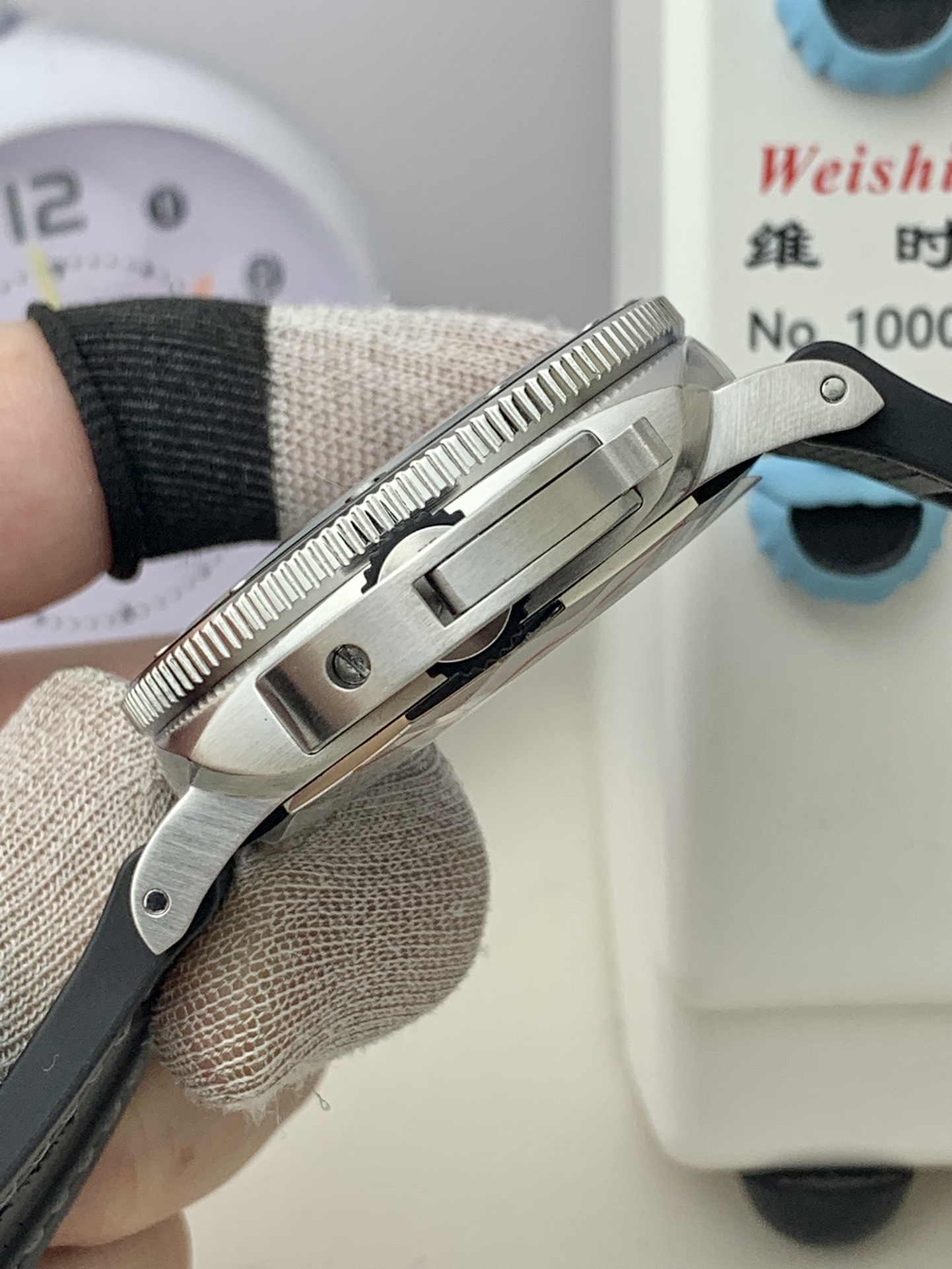 파네라이 PAM1681 시계 이미지 3