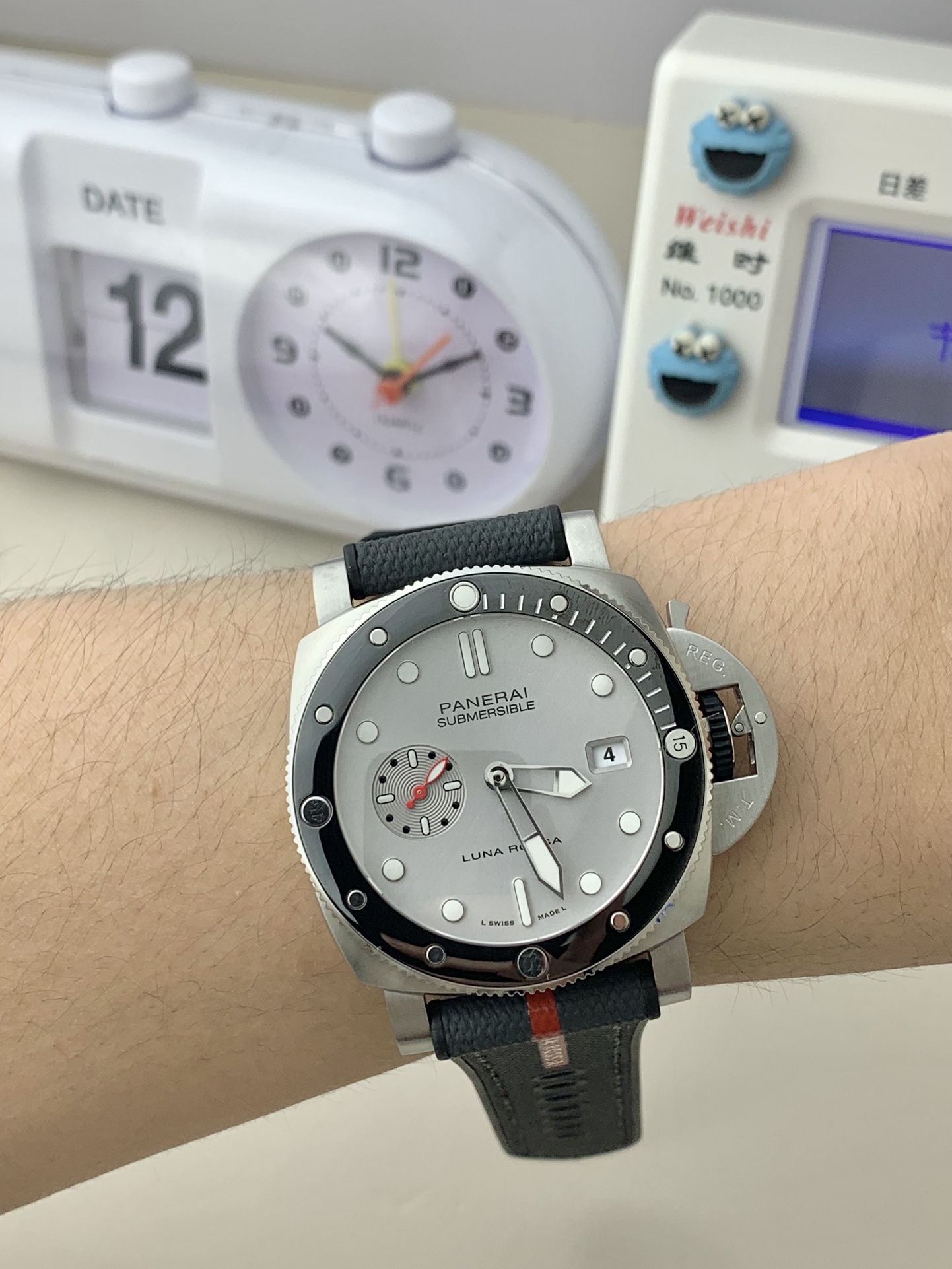 파네라이 PAM1681 시계 이미지 6