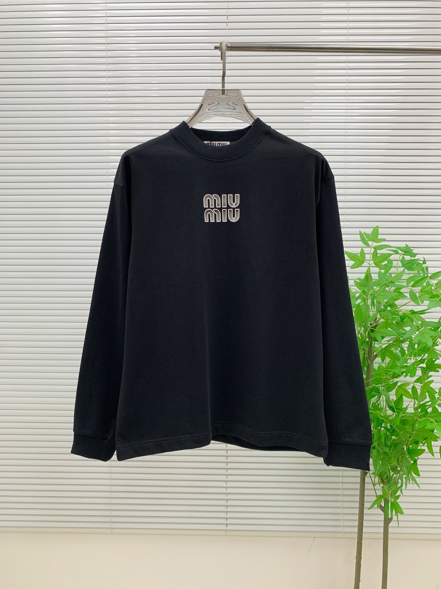 PMIU MIU 🔥🔥高端定制 2025秋冬新款首发专柜最新款长袖打底单穿400克纯棉重工凹凸图案设计 
