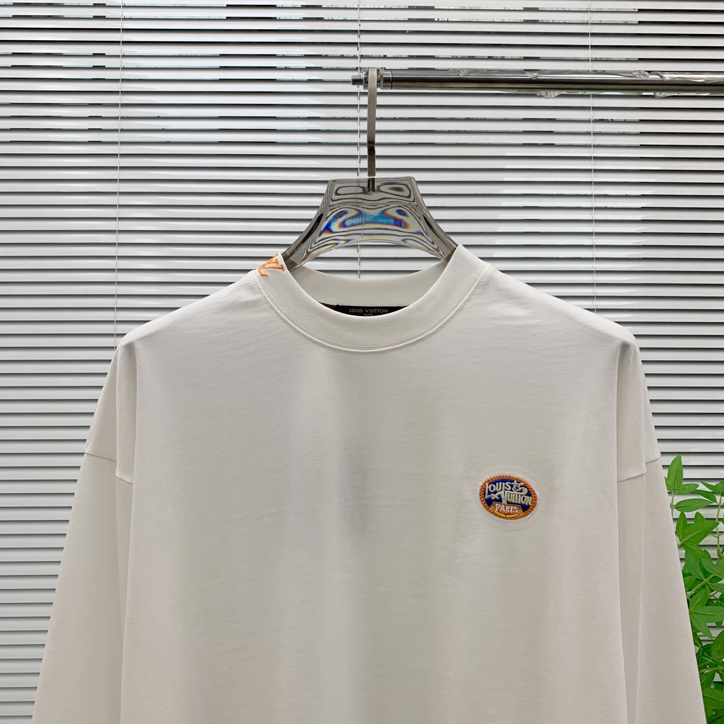 PLV 25ss秋季【新品】新款贸易订单圆领长袖打底衫长袖T恤网红款！上身舒适透气，不僵硬，整体有着丰富