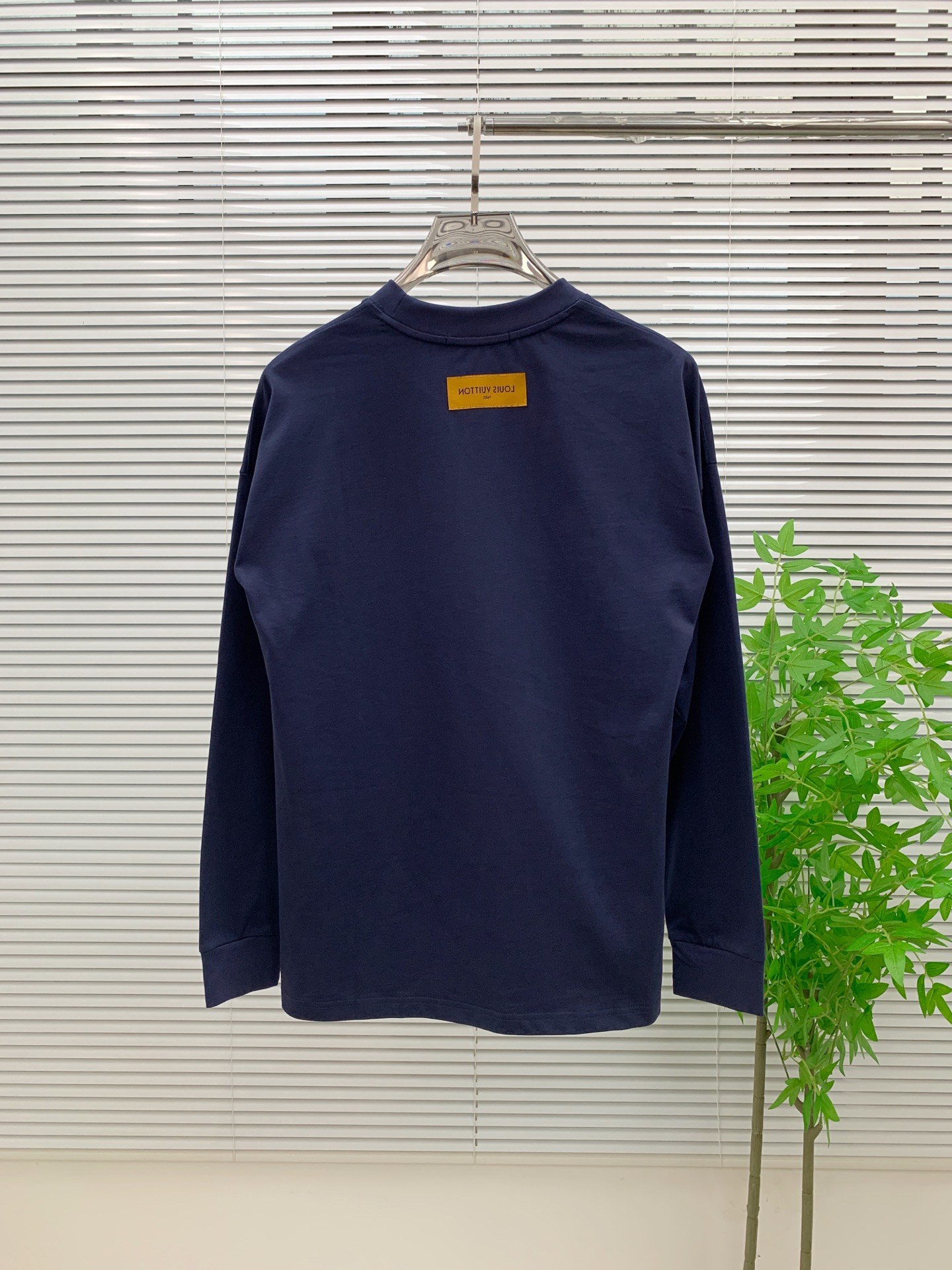 PLV 25ss秋季【新品】新款贸易订单圆领长袖打底衫长袖T恤网红款！上身舒适透气，不僵硬，整体有着丰富