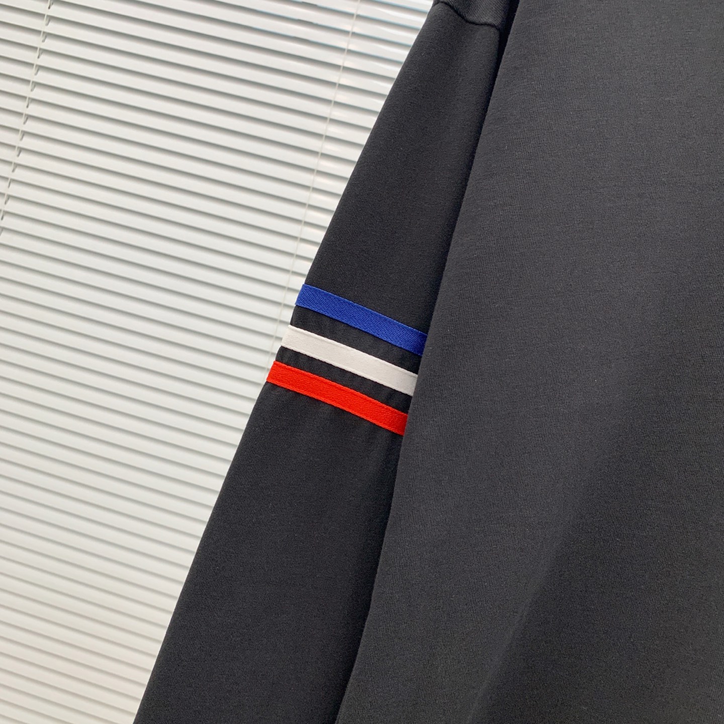 PTB 25ss秋季【新品】新款贸易订单圆领长袖打底衫长袖T恤网红款！上身舒适透气，不僵硬，整体有着丰富