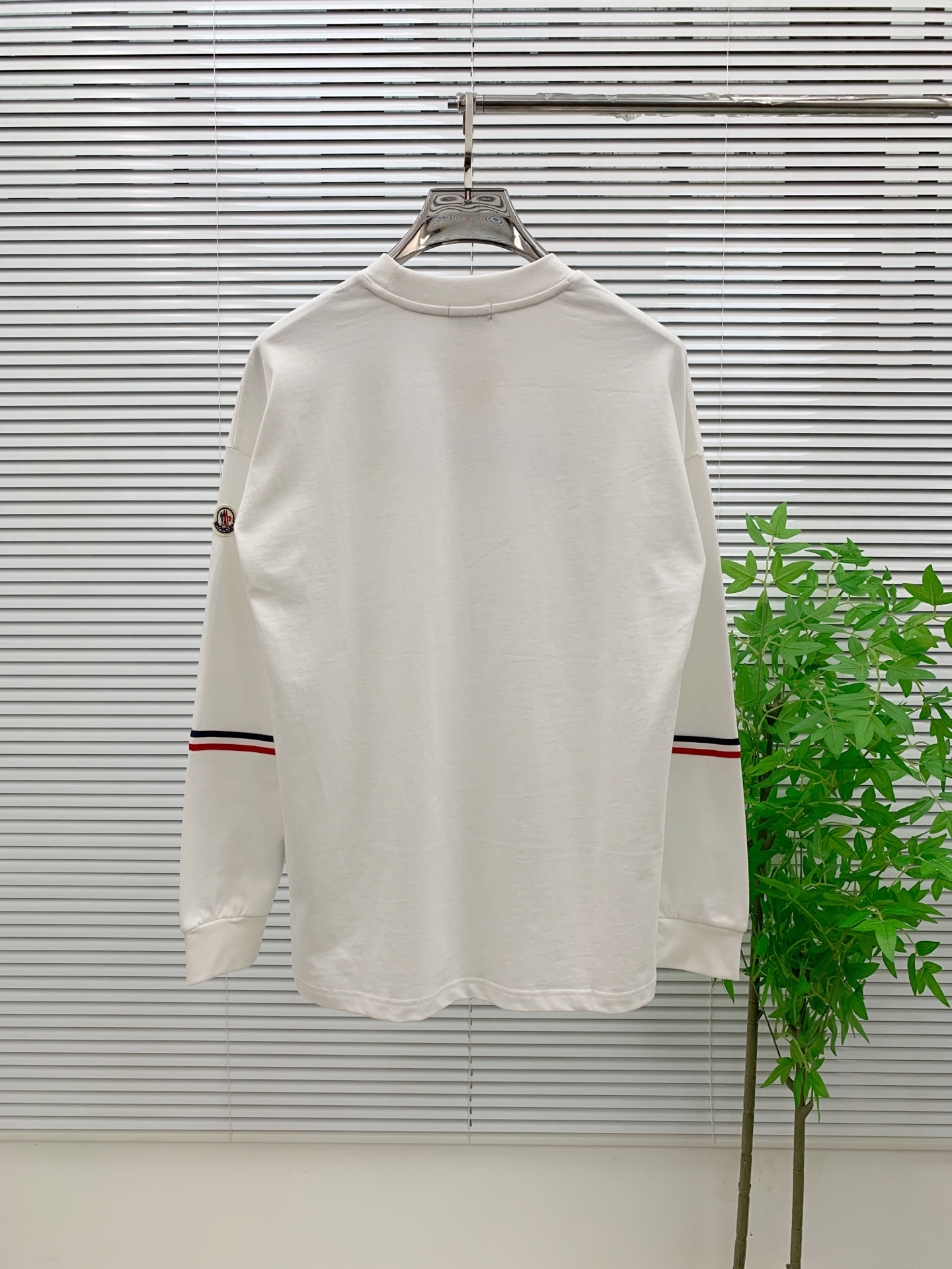 P蒙口25ss秋季【新品】新款贸易订单圆领长袖打底衫长袖T恤网红款！上身舒适透气，不僵硬，整体有着丰富的