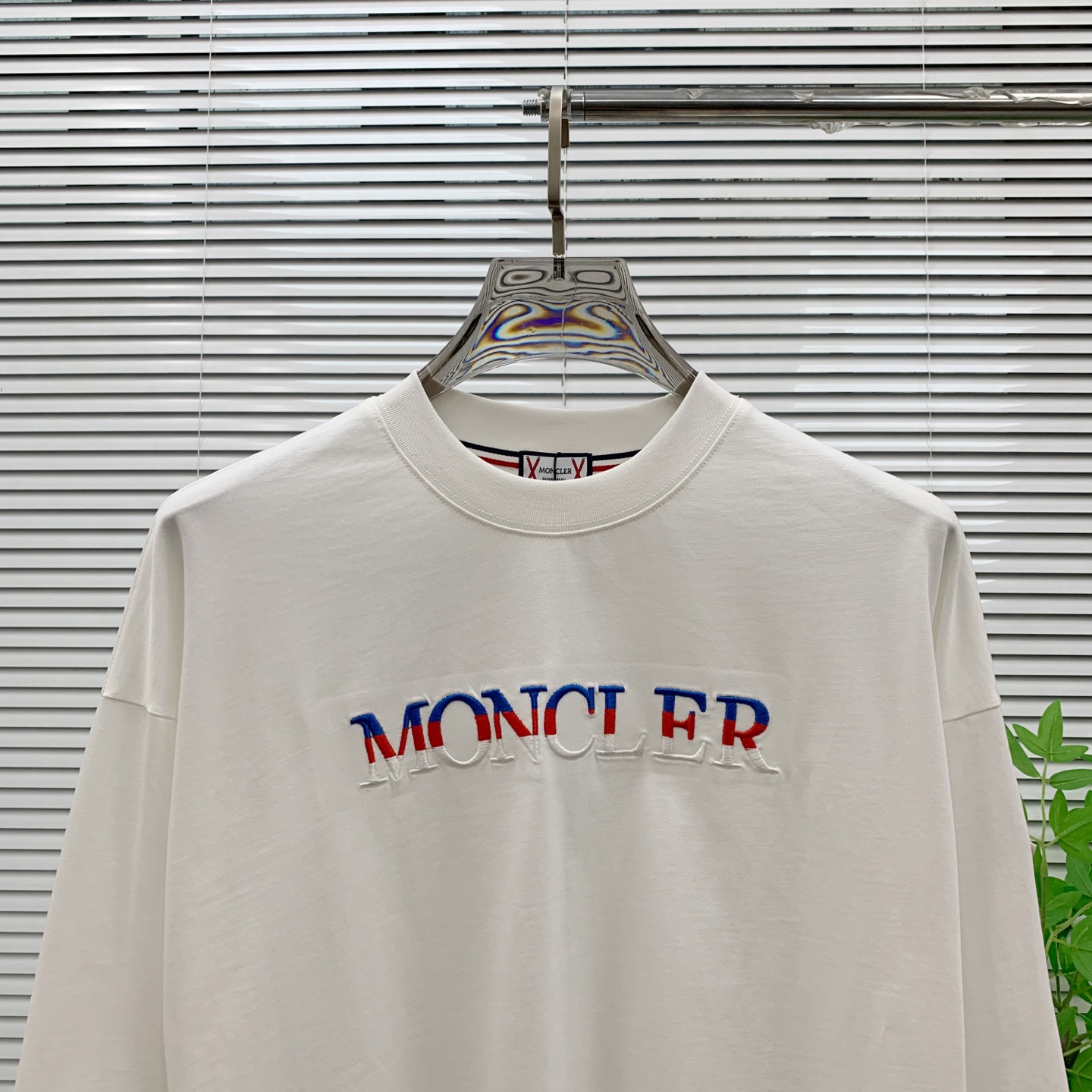 P蒙口25ss秋季【新品】新款贸易订单圆领长袖打底衫长袖T恤网红款！上身舒适透气，不僵硬，整体有着丰富的